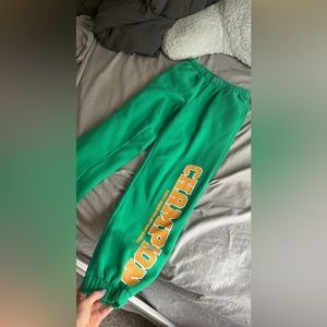 EDKITED green sweats